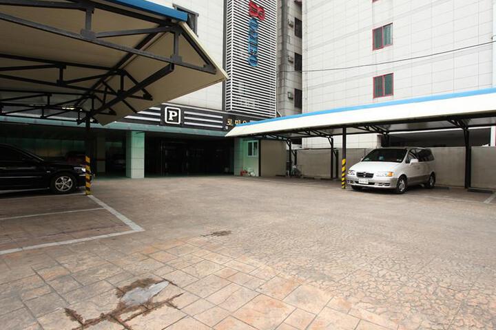 Hotel 1 of 5