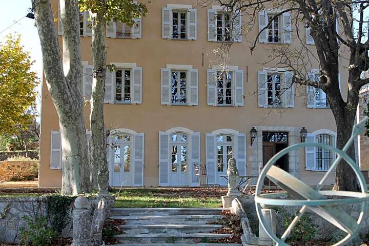CHATEAU DES SALLES