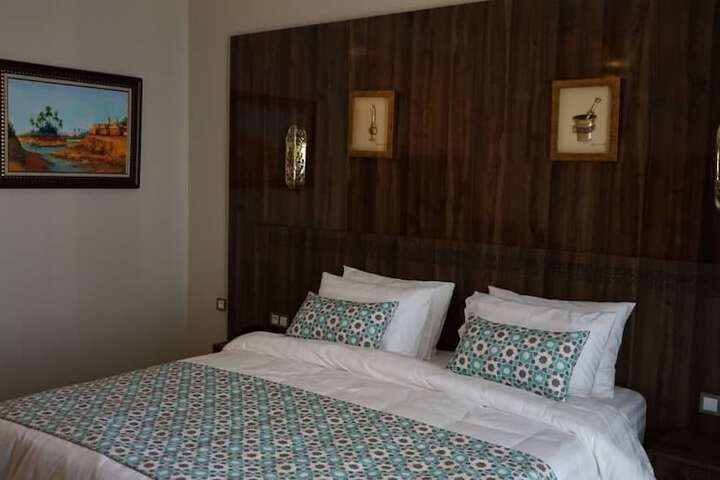 Room 7 of 15