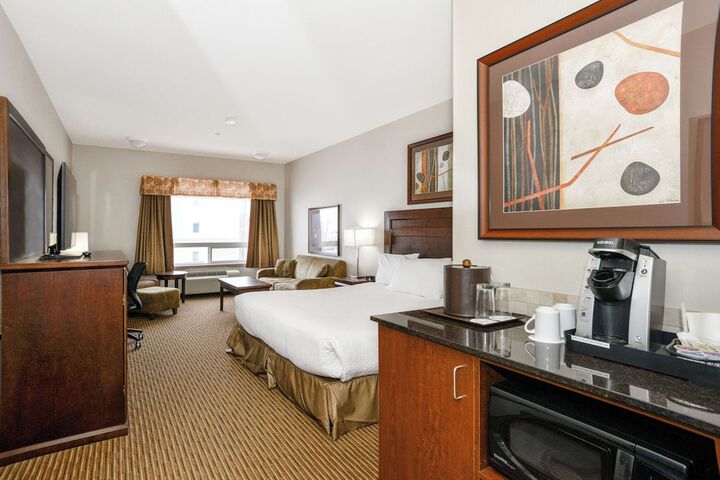 Room 15 of 42