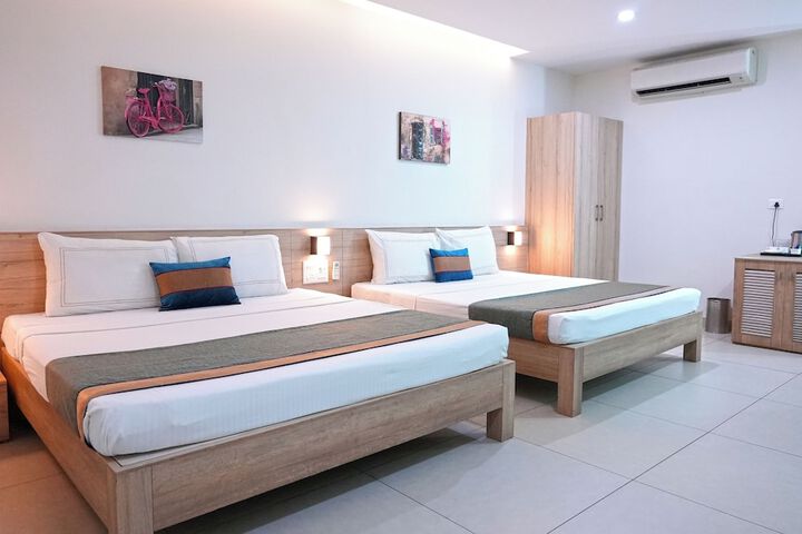 Room 15 of 32