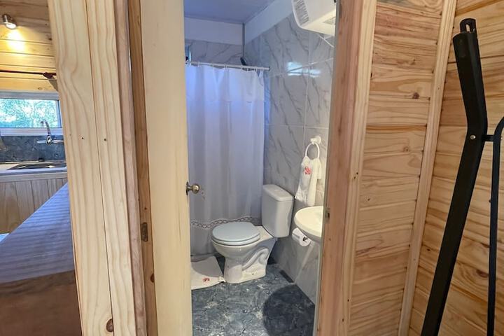 Room 26 of 81
