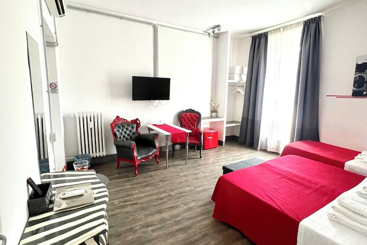Room 30 of 58