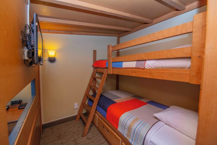 Room 4 of 21
