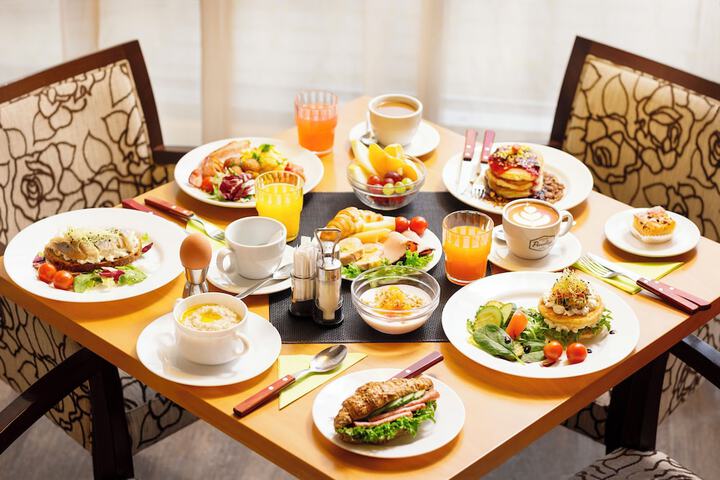 Breakfast/Coffee Service 94 of 101