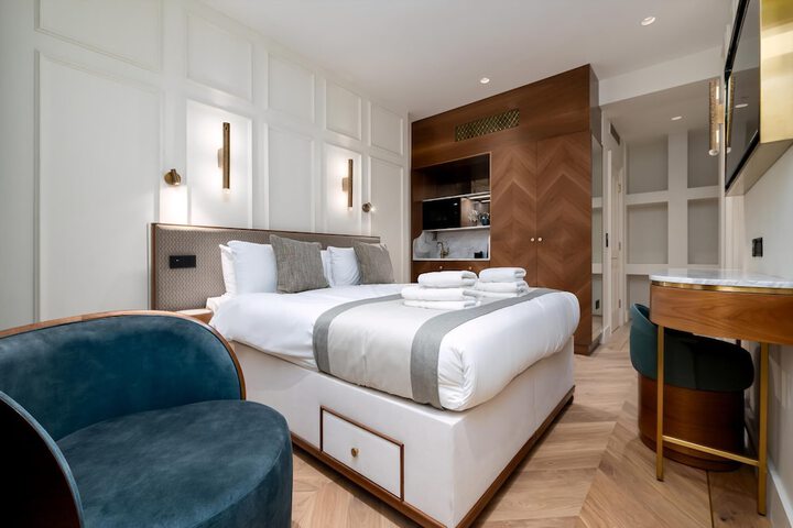 Room 38 of 280