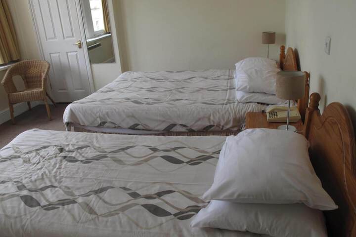 Room 19 of 39