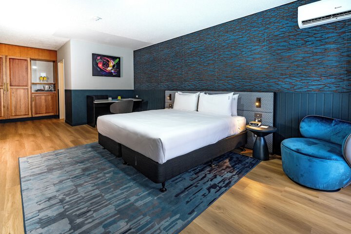 Room 29 of 113