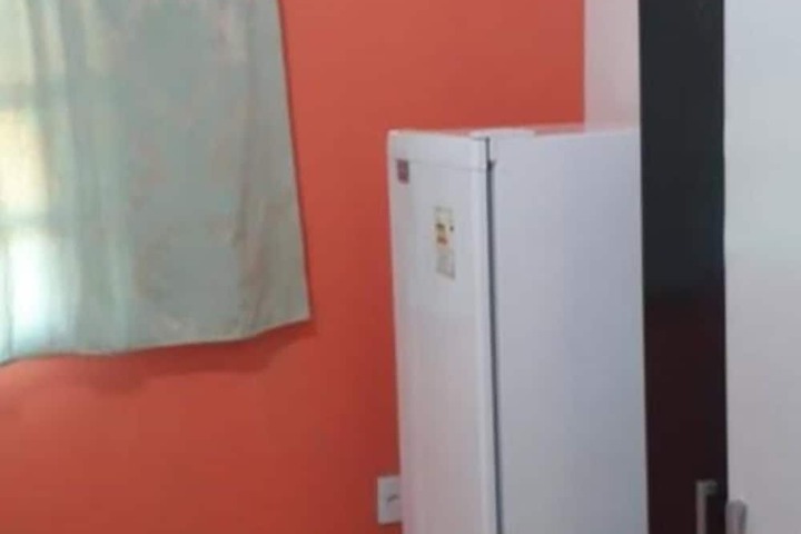 Room 8 of 27