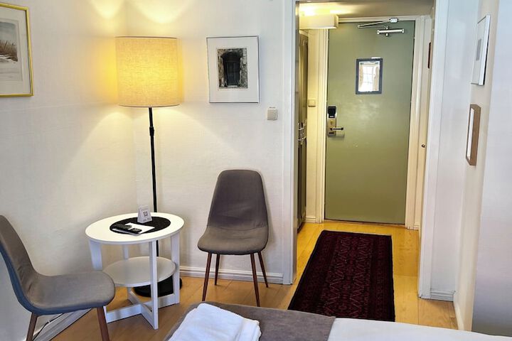 Room 19 of 57