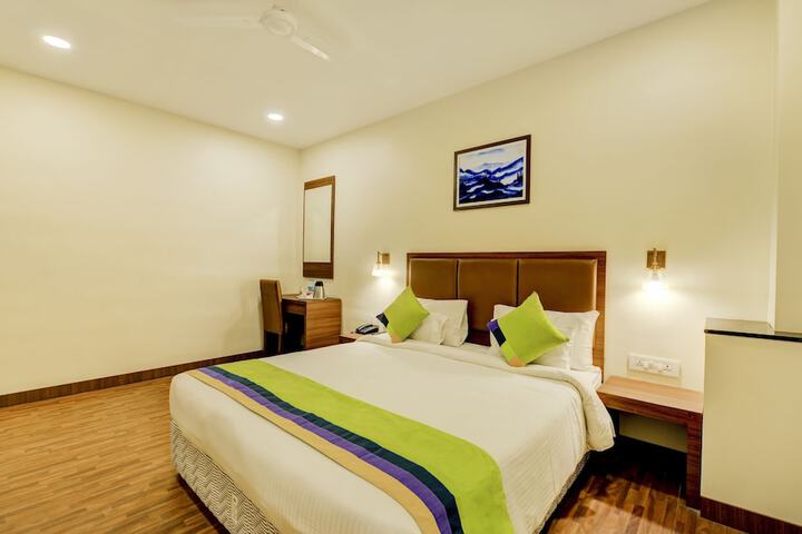 Room 20 of 40
