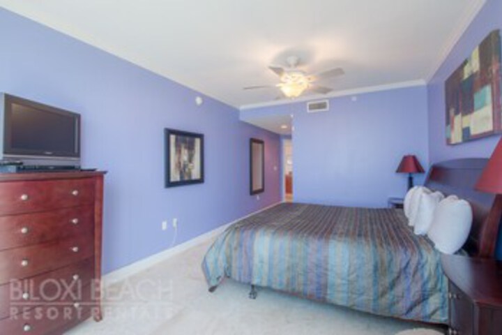 Room 36 of 37