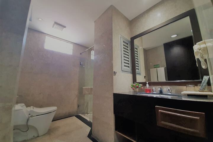 Bathroom Interior Photo