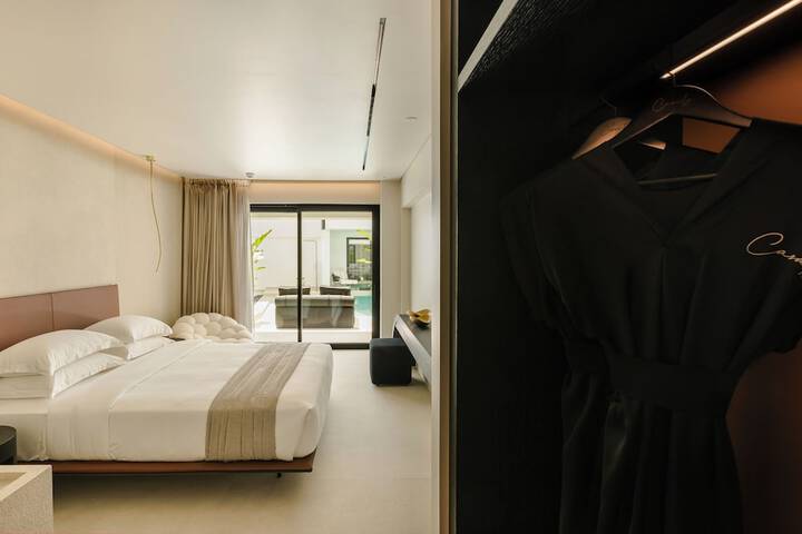 Room 17 of 121