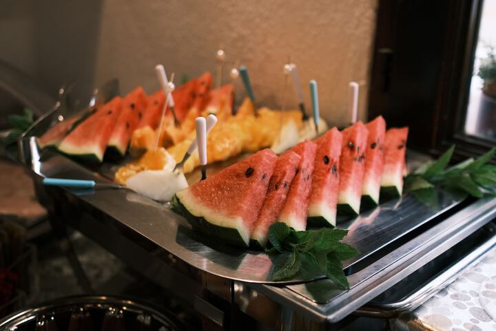 Dining 62 of 93