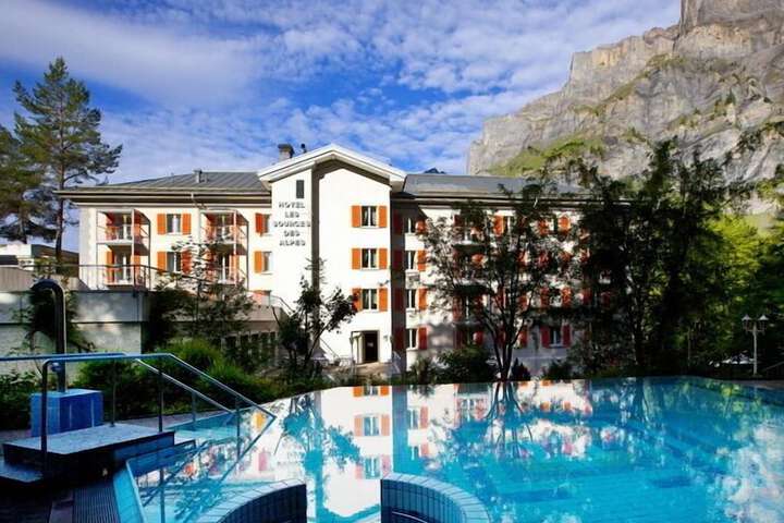 Hotel 53 of 61