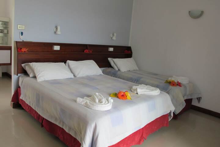 Room 5 of 48