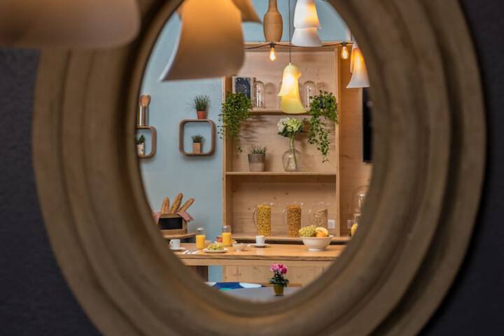 Dining Photos