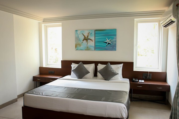 Room 28 of 40