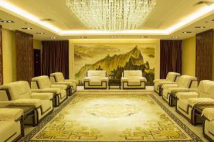 Ruyuan Hotel