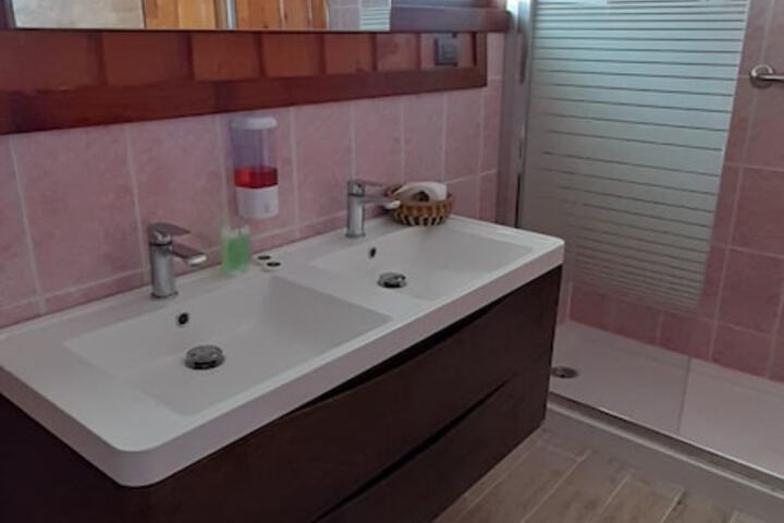 Room 44 of 57