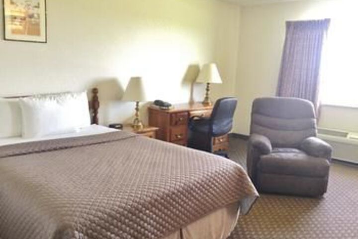 Room 8 of 22