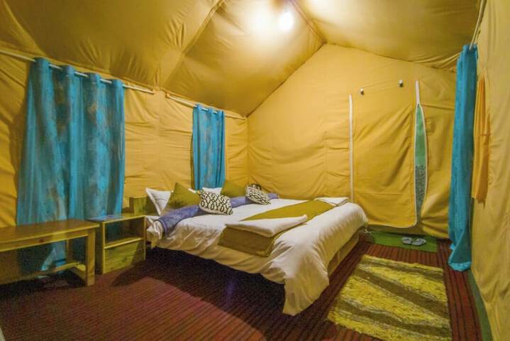 Room 2 of 7