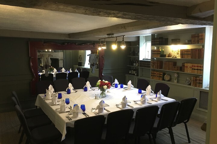Dining 45 of 83
