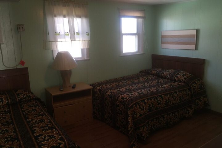 BELMONT MOTEL
