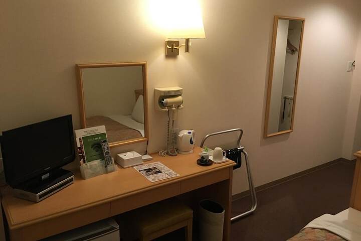 Room 18 of 56