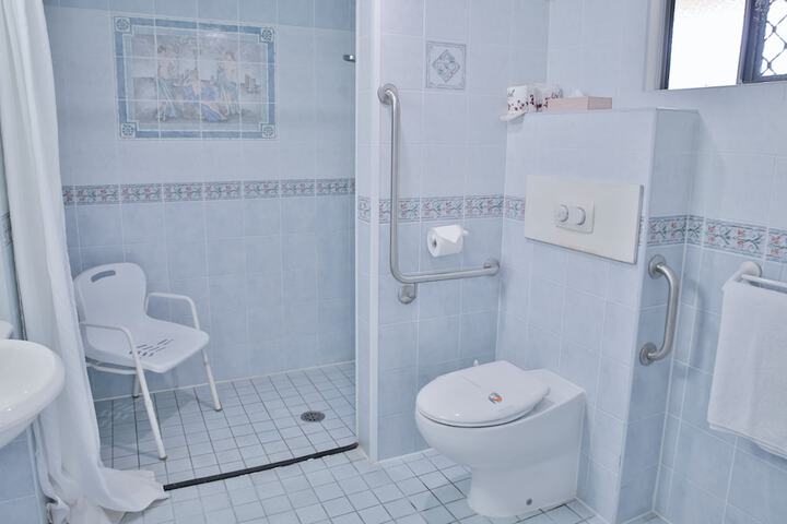 Room 74 of 94