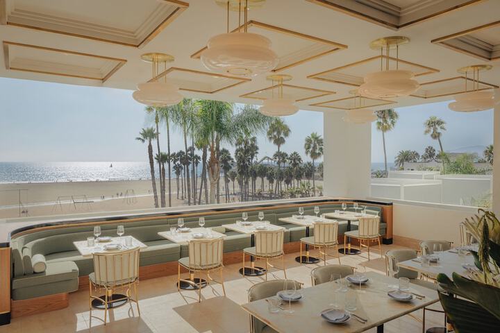 Dining 89 of 132