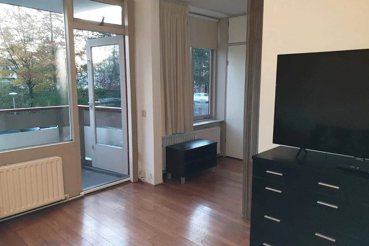 Room 5 of 19