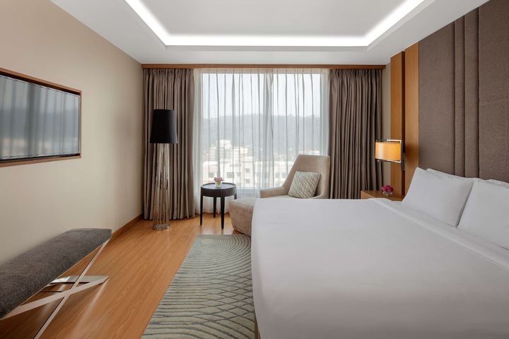Room 14 of 130