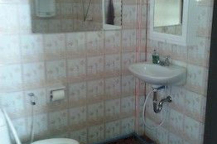 Clean Restrooms