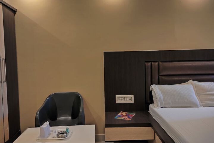 Room 57 of 150