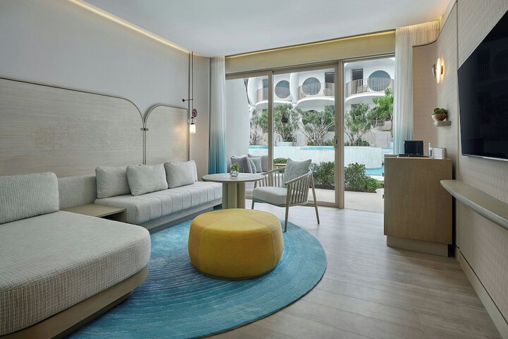 Room 71 of 210