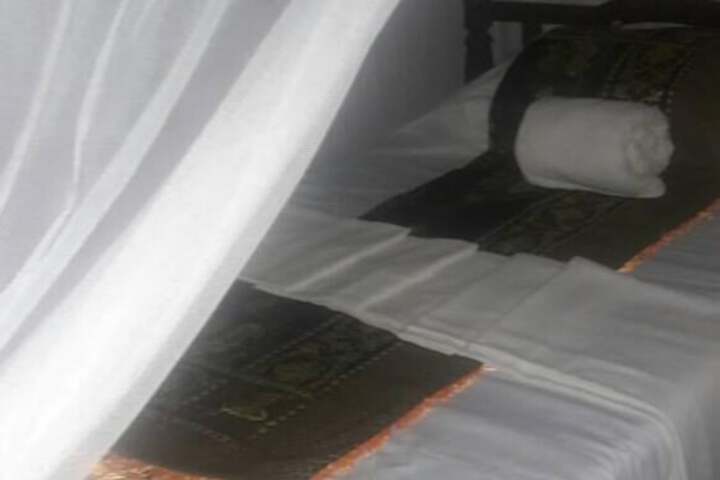 Room 12 of 21