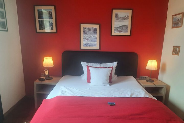 Room 28 of 45