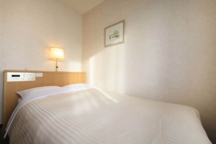 Room 5 of 30
