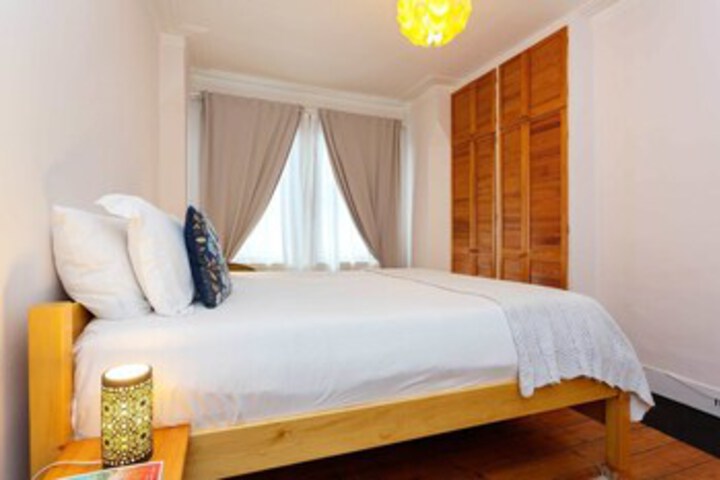 Room 10 of 21
