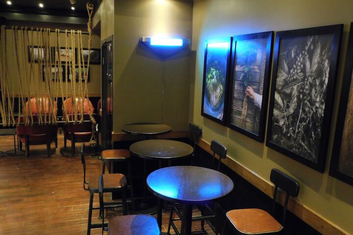 Coffee shop