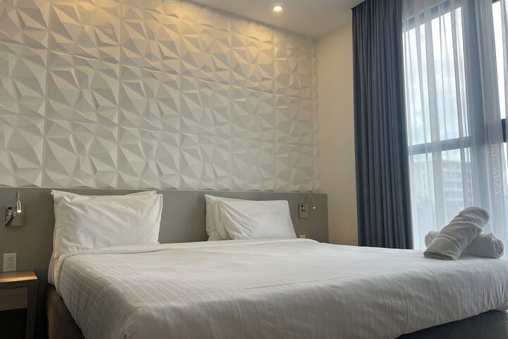Room 60 of 106