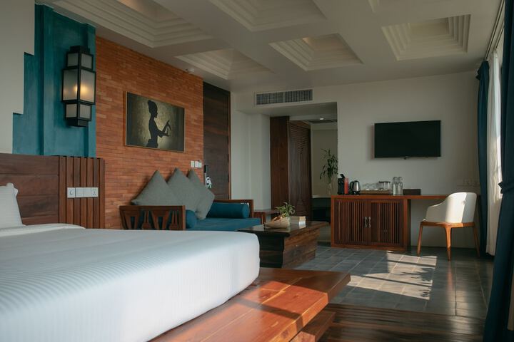 Room 38 of 155