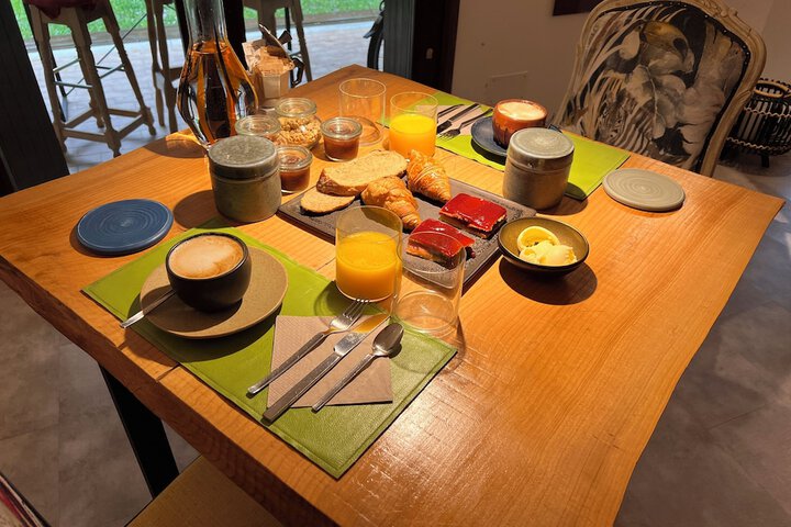 Breakfast/Coffee Service 8 of 16