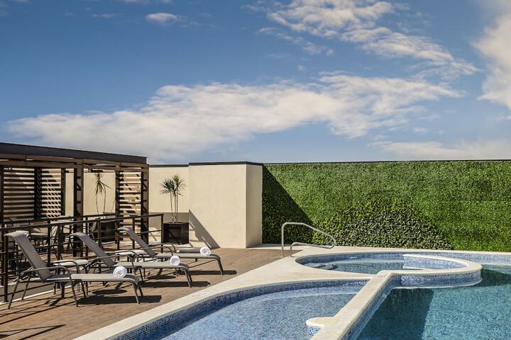 Pool 26 of 36
