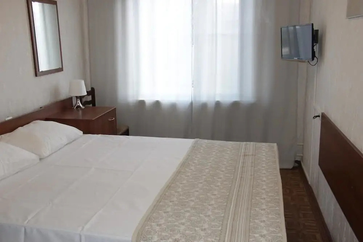 guest_rooms