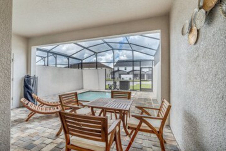 Terrace/Patio 3 of 60