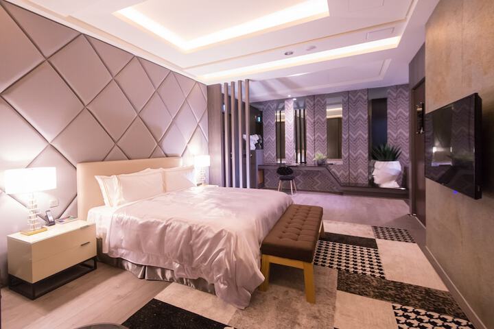 Room 15 of 71