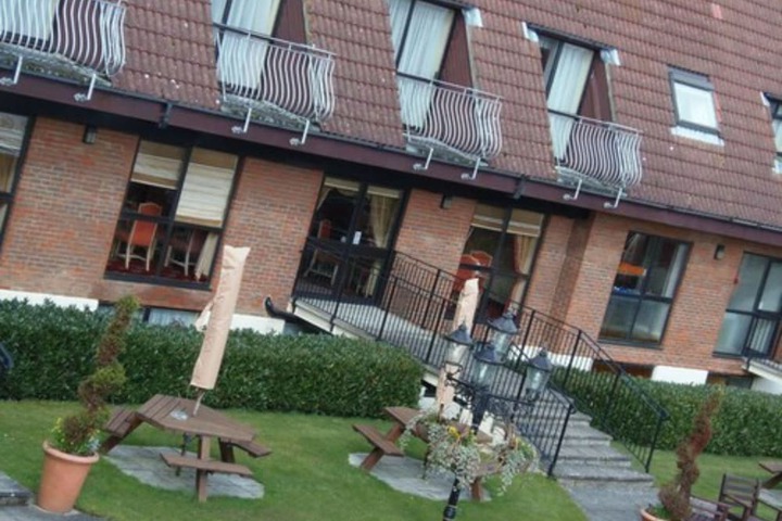 Hotel 44 of 45